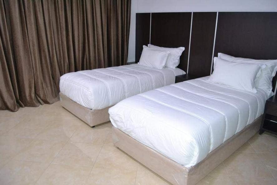 Hotel Beautiful นาดอร์ ภายนอก รูปภาพ